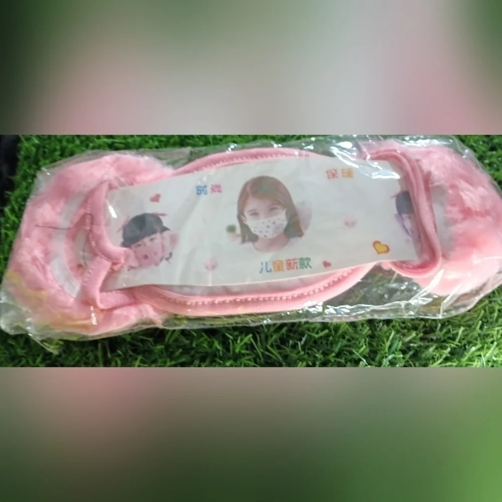 Kids Pink Animal Cartoon Fuzzy Barbiecore Face Mask